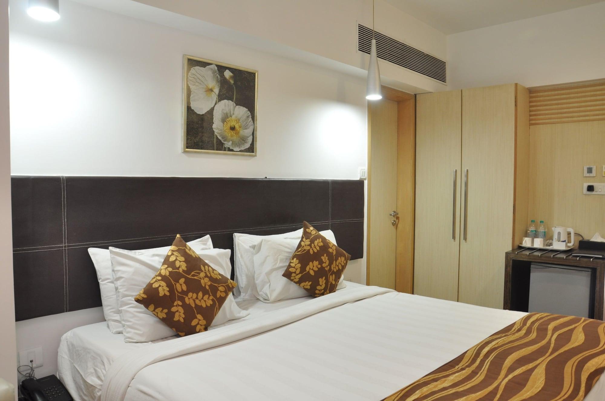 The Oriental Residency Hotel Mumbai Ngoại thất bức ảnh