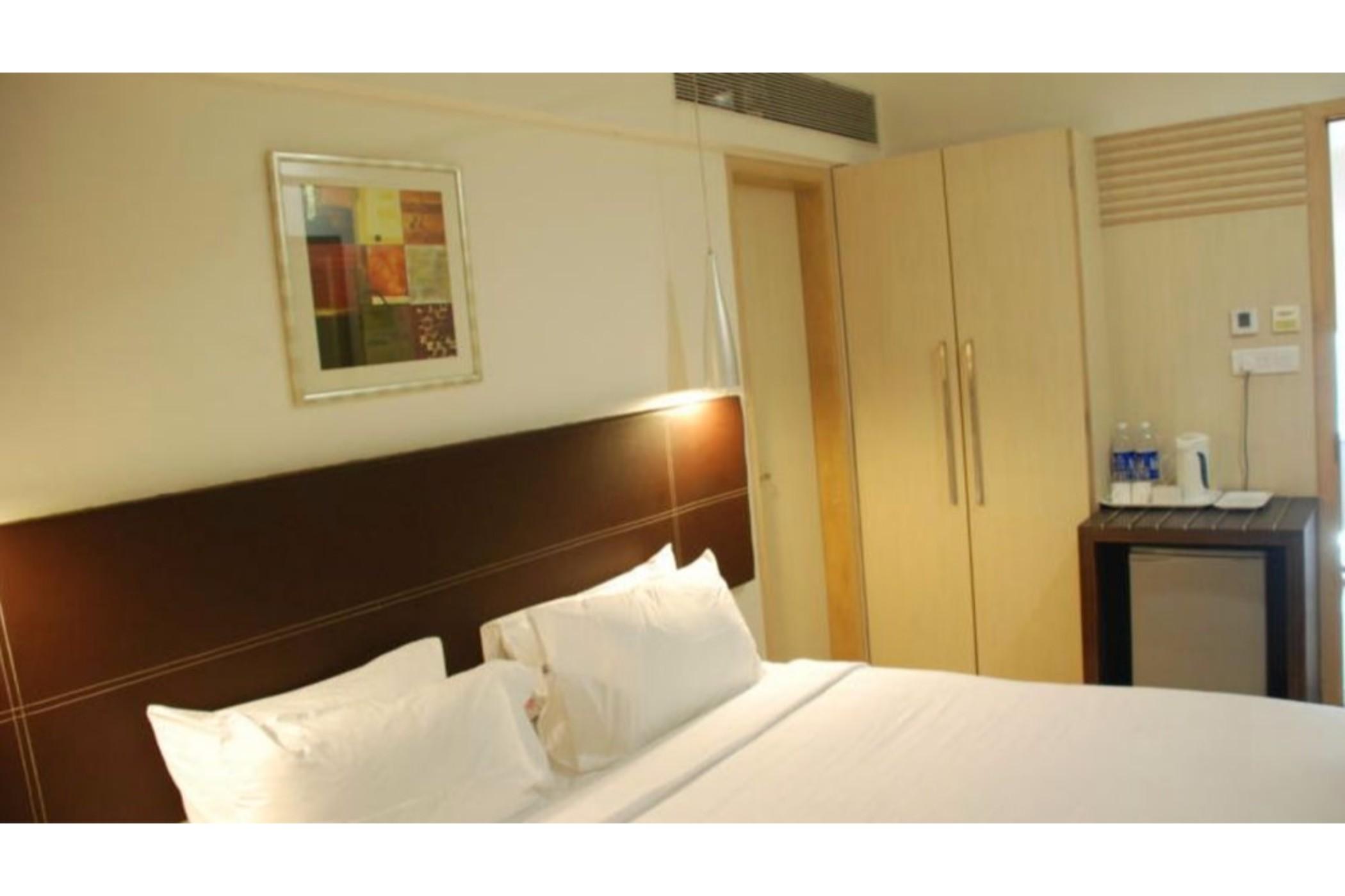 The Oriental Residency Hotel Mumbai Ngoại thất bức ảnh